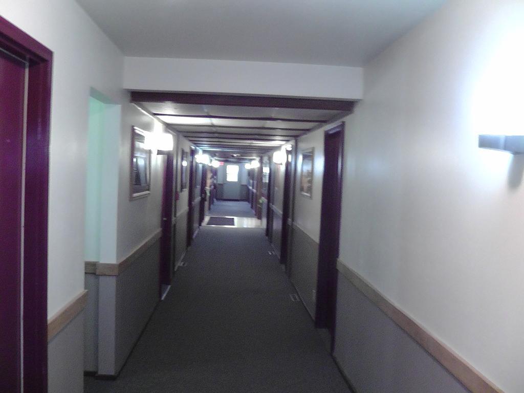 Motel 95 & Campground Hixton 外观 照片