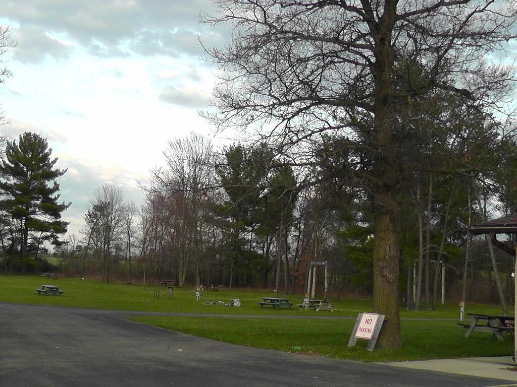 Motel 95 & Campground Hixton 外观 照片